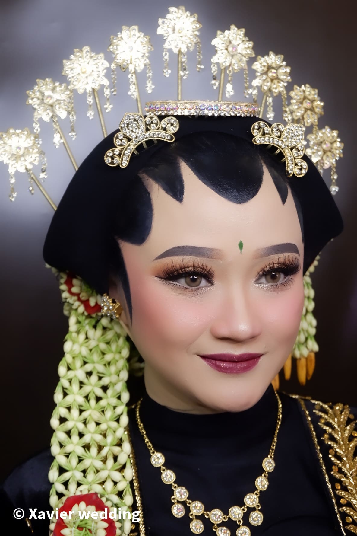 Makeup tradisional Indonesia untuk pernikahan adat